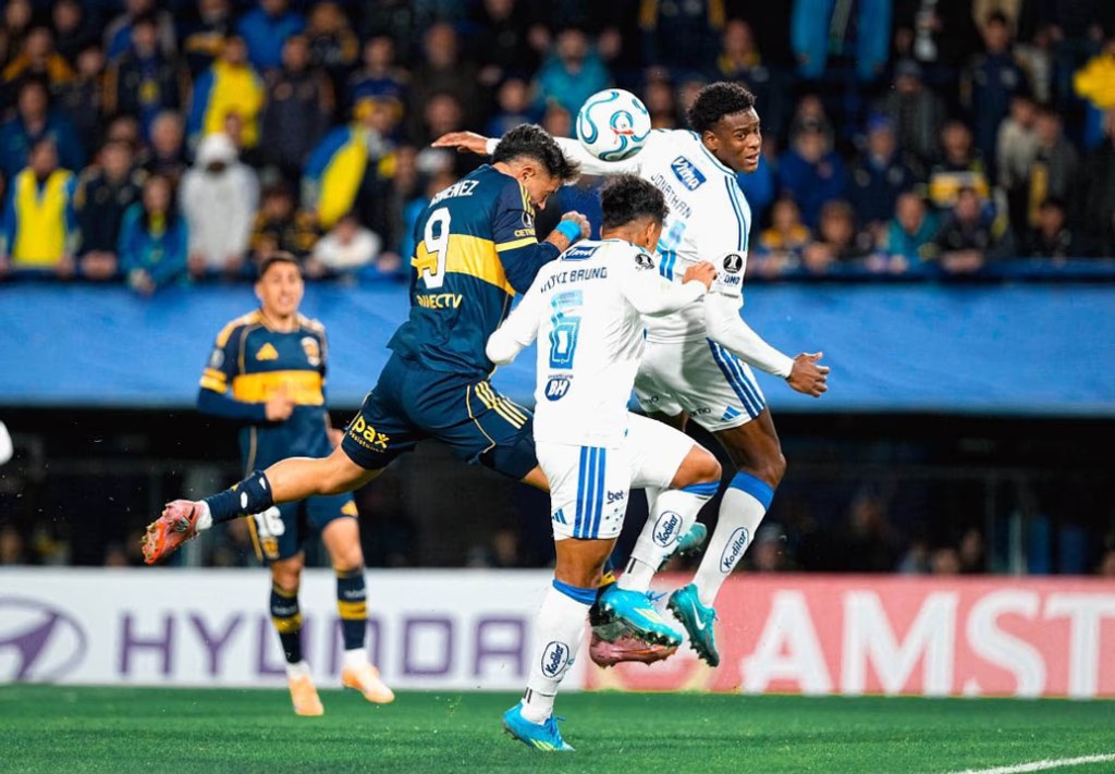 Polémica en la Libertadores: Conmebol difundió los audios del VAR en Boca-Cruzeiro
